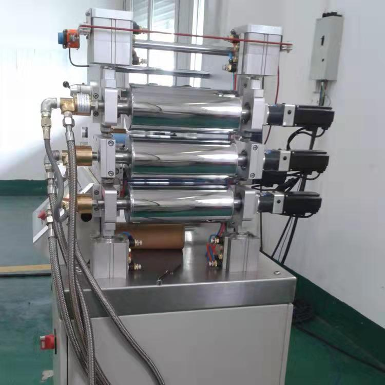 三輥壓延輔機(jī)1